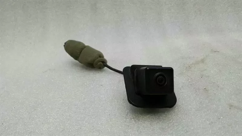 Mercedes C Class W204 Rear View Camera A2048200797 Rear View Camera