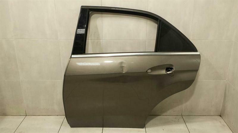 Mercedes E Class W212 Left Rear Door A2127300105 Door Rear Left