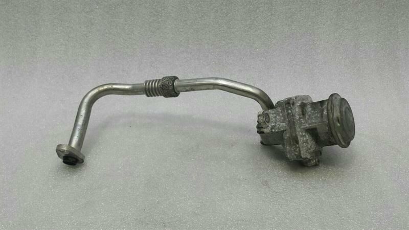 Mercedes E Class W212 EGR Valve Left A1561400960 EGR Valve Li