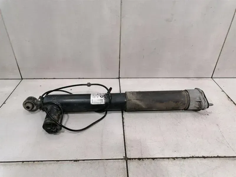 Mercedes E63 W212 Shock Absorber Rear A2123203130 Shock Absorber Rear EDC AMG