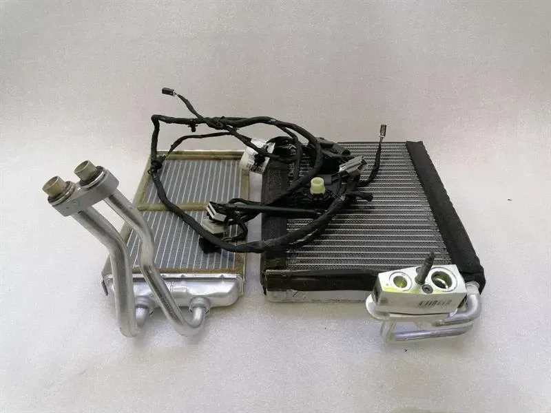 Chevrolet Corvette C7 Heater Matrix 52500913 Heat Exchanger Heater Cooler