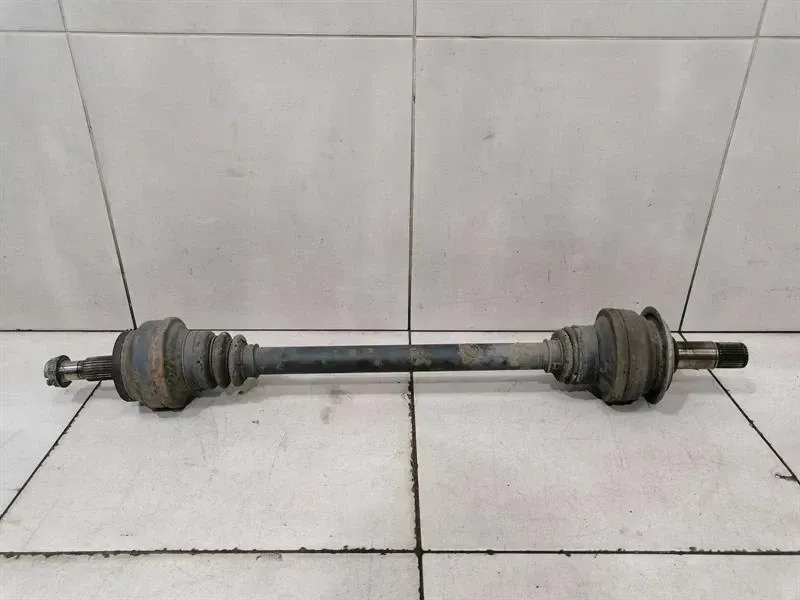Mercedes E Class W212 Left Rear Drive Shaft A2123502210 Drive Shaft Rear AMG
