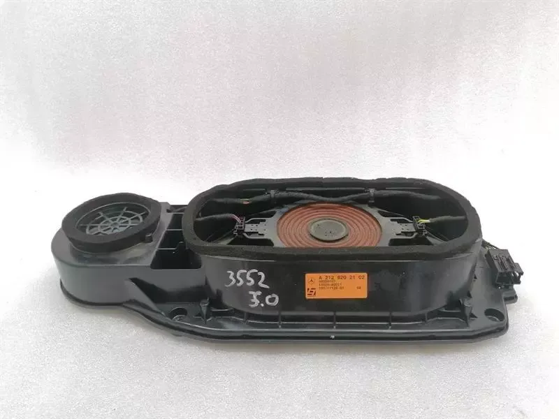 Mercedes E Class W212 Speaker A2128202102 Speaker LOGIC 7 SUBWOOFER