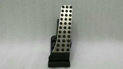 Mercedes E Class W212 Throttle Pedal (Electrical) A2043000204 Throttle AMG