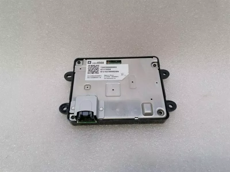 CHEVROLET CORVETTE C8 ELECTRONIC MODULE 13534568 CONTROL UNIT PHONE CHARGER