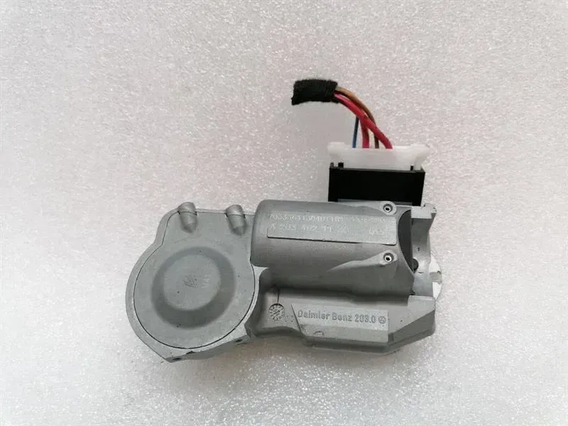 Mercedes CLS W219 Steering Lock A2034621130 Steering Column Lock
