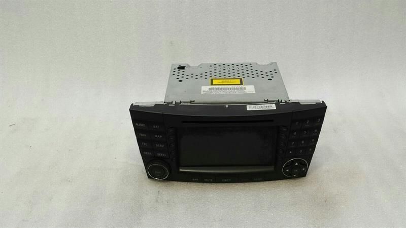 Mercedes CLS W219 Navigation Monitor A2118203497 Sat Nav Display COMMAND