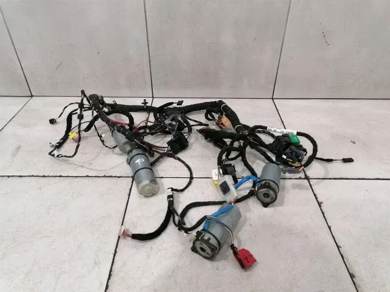 BENTLEY CONTINENTAL GT Right Seat Wiring with Motors 3W8971079J RIGHT HANDLE RHD