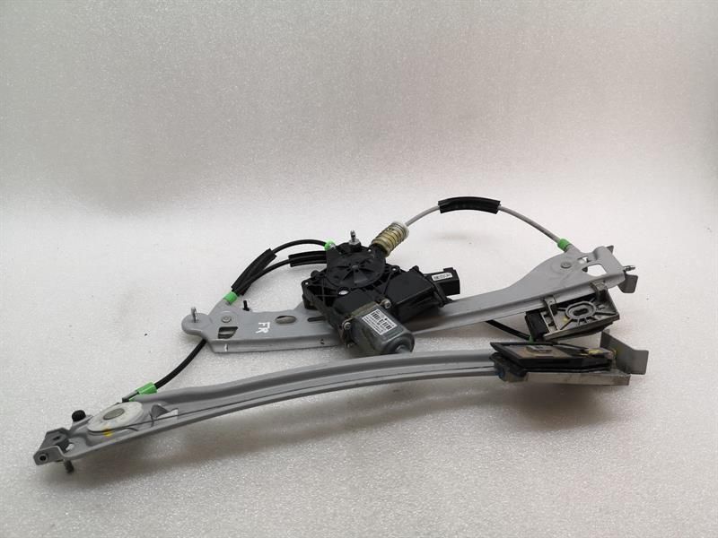 Chevrolet Corvette C7 Right Front Door Winder 84216131 Window Regulator Front Right