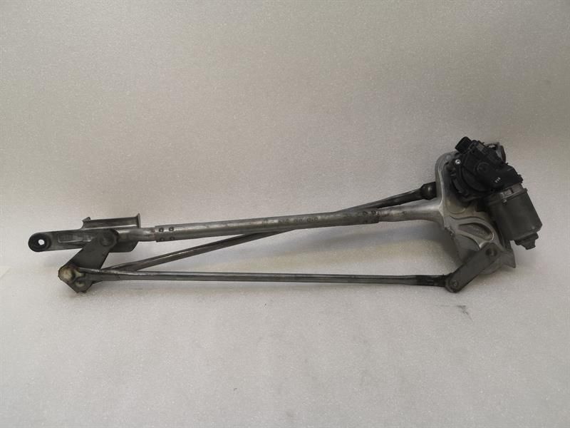 Chevrolet Corvette C7 Front Wiper Linkage 22756324 Wiper Motor Front