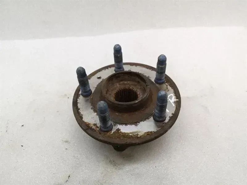 Chevrolet Camaro MK5 ZL1 Right Front Hub 25954415 Wheel Bearing Case Front Right