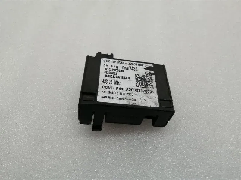 Chevrolet Corvette C7 Z06 Remote Door Lock Receiver Module 13587438 Control Unit