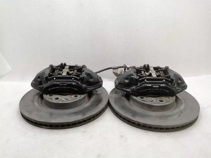Chevrolet Corvette C8 brake caliper set rear 84777501 brake caliper rear set