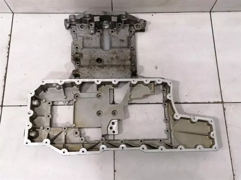 BENTLEY CONTINENTAL GT W12 Oil Sump 07C103805A OIL TUB W12