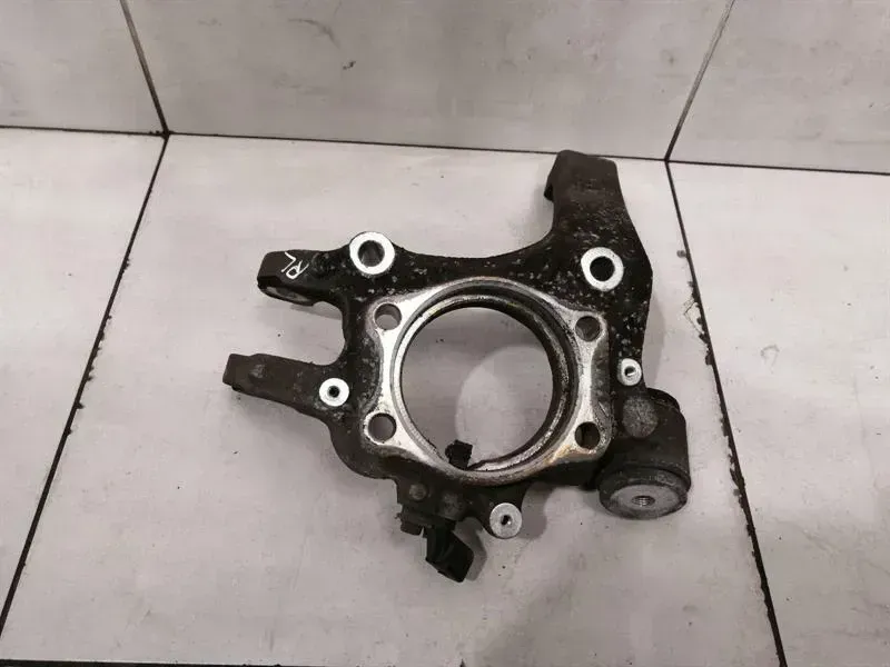 BENTLEY FLYING TRACK Left Rear Hub 3D0505435M Wheel Bearing Housing Rear Left