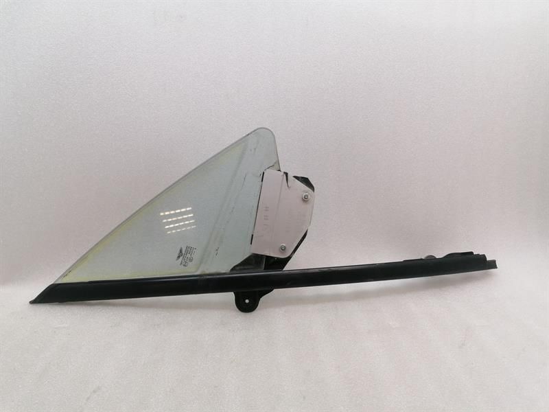 Bentley GT W12 Right Front 1/4 Glass 3W0837412E Door Window 1⁄4 Front Right
