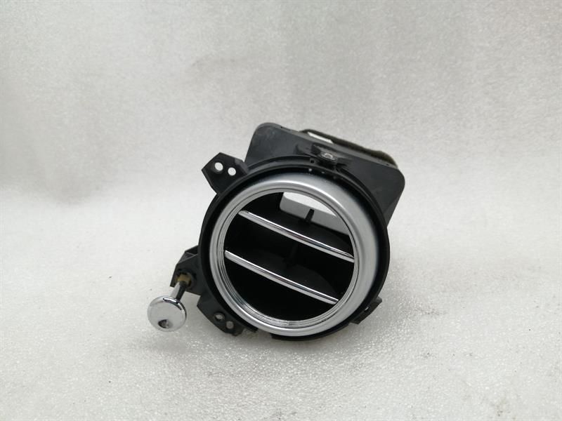 Bentley Continental GT W12 left air vent 3W0819357 ventilation nozzle ventilation grille