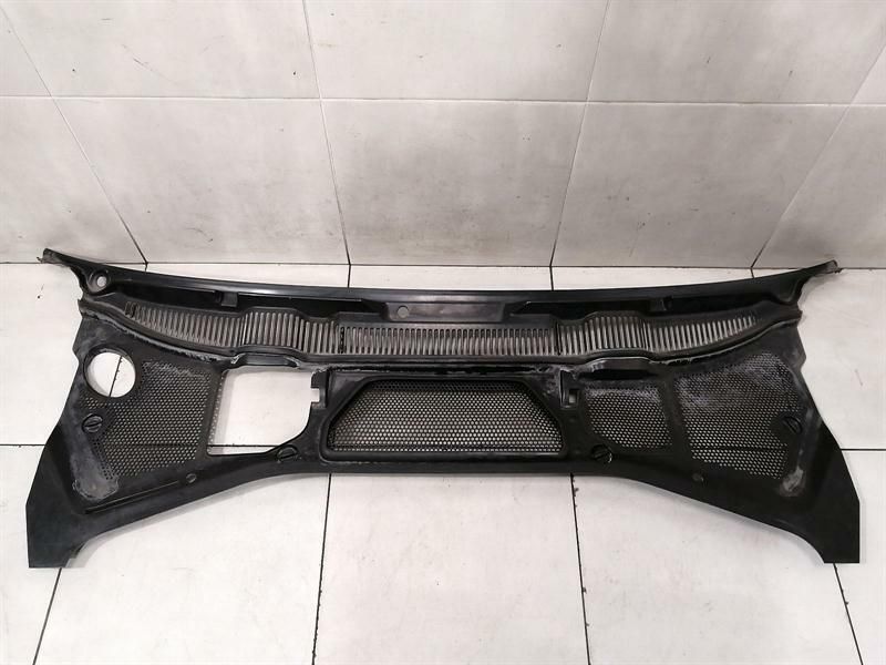 Bentley Continental GT Plenum Chamber Cover 3W8819416N Front Windscreen Wiper RHD