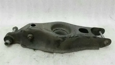 Dodge Challenger SRT8 заден десен носач 68229216AB заден десен носач