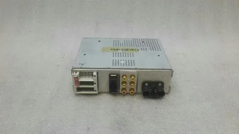 Mercedes SL R230 TV Tuner A2208200897 Control Unit Video