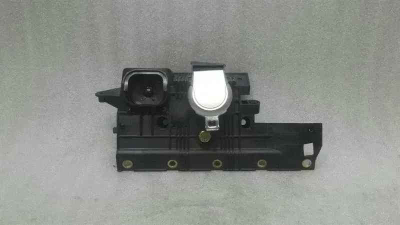 Mercedes SL R230 rear left seat belt A2308680131 seat belt rear li