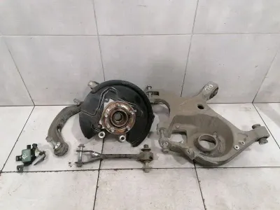 Boîtier de roulement de roue arrière gauche pour Ford Mustang MK6 S550 FR3Z-5B759-J