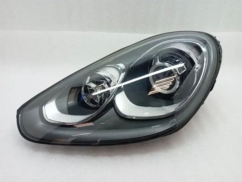 Porsche Cayenne 958 92A MK2 Headlight 7P5941031CR LHD Headlight Left Xenon