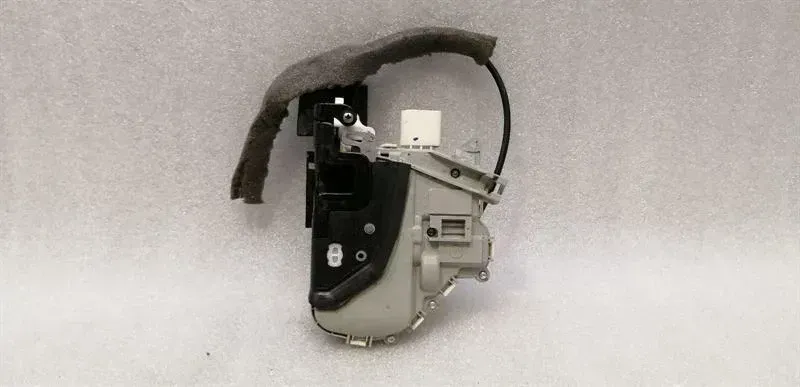 Porsche Panamera 970 RHD Front Right Door Lock 8J2837016C Door Lock Front Re