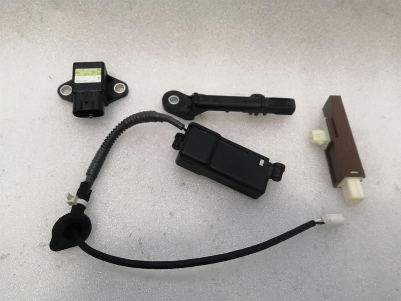 LEXUS RC F TRACK XC10 8976C-24011 89191-220 SET