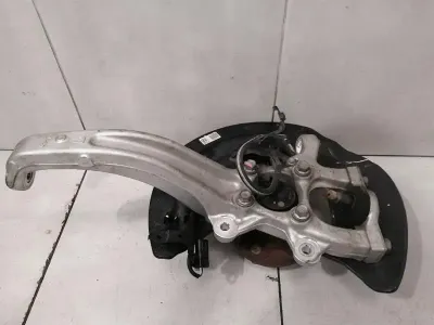 XUS RC F TRACK XC10 kreisā priekšējā rumba 43202-24010 riteņa gultņa korpuss priekšējais kreisais