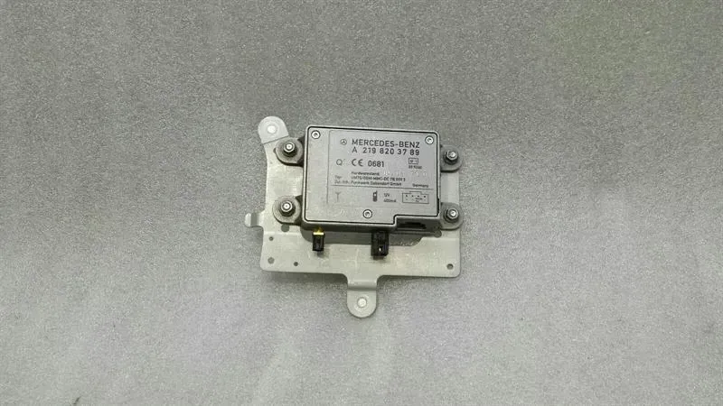 Mercedes CL W216 W219 W211 W221 Aerial / Antenna A2198203789 Aerial