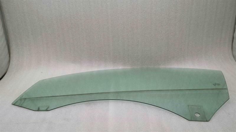 Mercedes SLK R171 left front door glass A1717250100 door window front left.