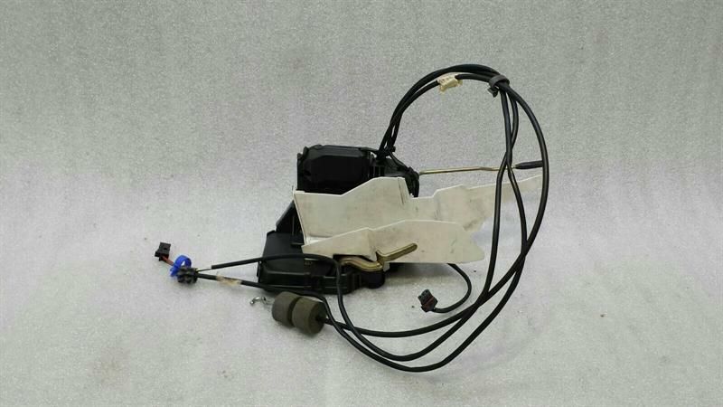 Mercedes SLK R171 RHD left door lock A1717202735 right-hand drive door lock