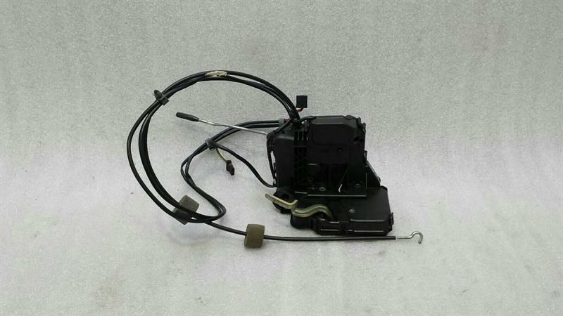Mercedes SLK R171 RHD right door lock A1717202635 right-hand drive door lock