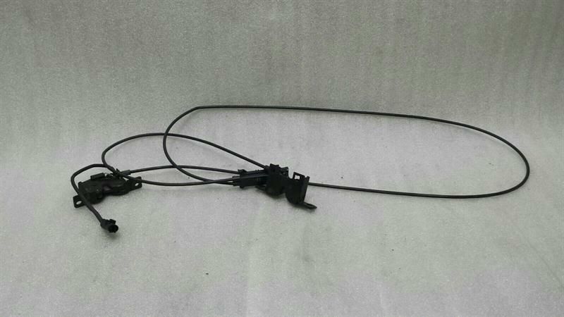 Mercedes SLK R171 Bonnet Lock A2308800060 Hood Lock