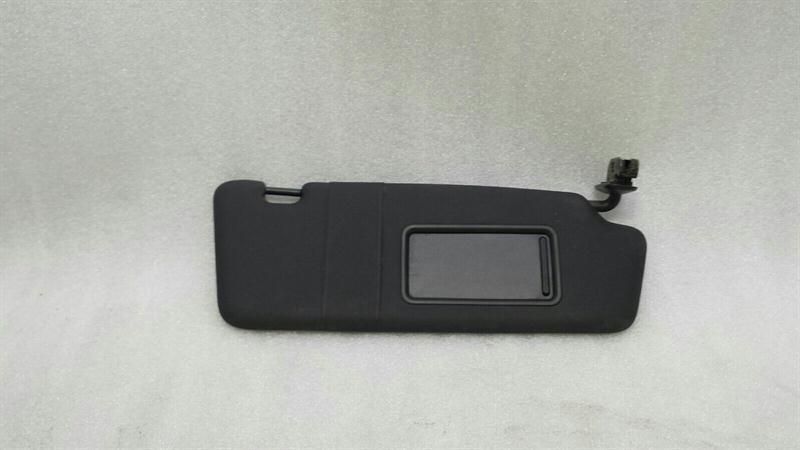 Audi S3 8P right sun visor 8P1857552 sun visor panel right