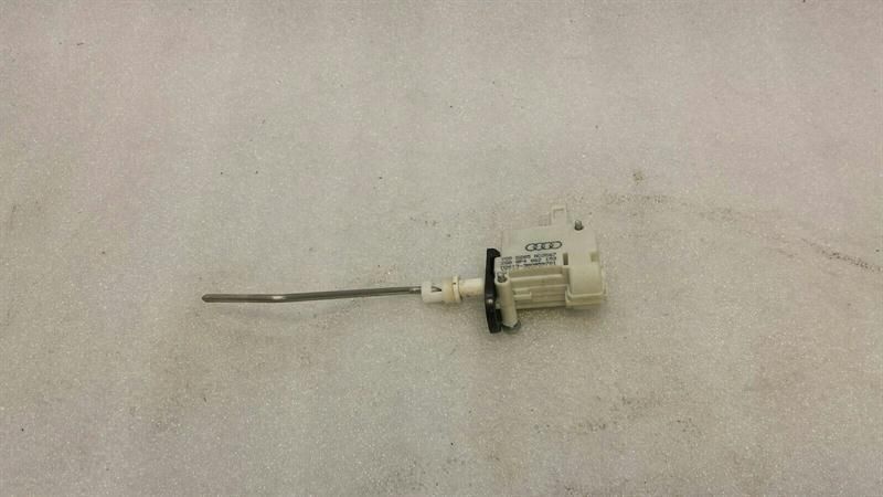 Audi S3 8P Fuel Cap Actuator 8P4862153 Fuel Cap Actuator
