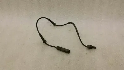 Передний датчик ABS BMW 1 серии E87 6762465 Передний датчик ABS