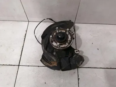 Ford Mustang MK6 S550 левая передняя ступица FR3Z-3106-A корпус подшипника ступицы передний левый