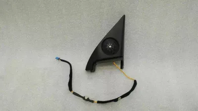 BMW 6 серии E63 правый твитер 7009706 динамик правый Logic7 L7 HK