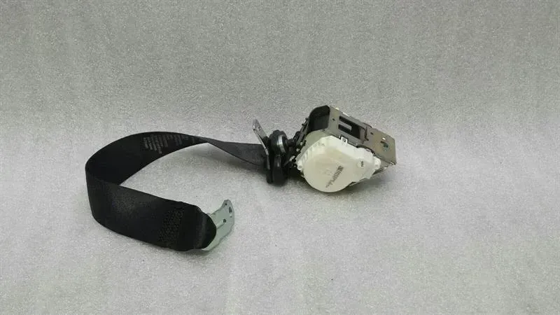 BMW 6 Series E63 rear seat belt 7918753 seat belt rear right