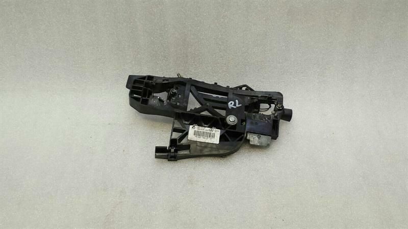 Mercedes S-Class W221 Door Inner Handle A2217600734 Interior Door Handle Keyless Go RL