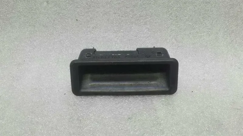 BMW 3 Series E92 rear tailgate switch 7118158 boot lock switch