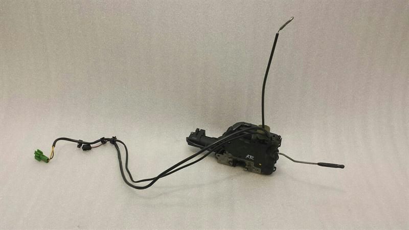 Mercedes E Class W211 FRH door lock A2117501235 door lock front right keyless