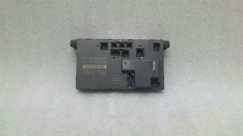 Mercedes CLS W219 Left Door Module A2198200626 Door Control Unit Front Left