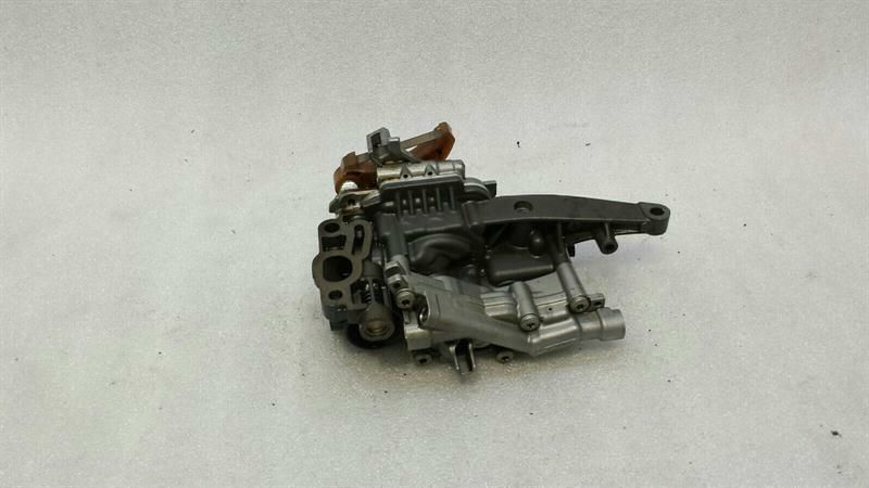 Mercedes E Class W212 oil pump A2781810520 oil pump oil auxiliary pump M278