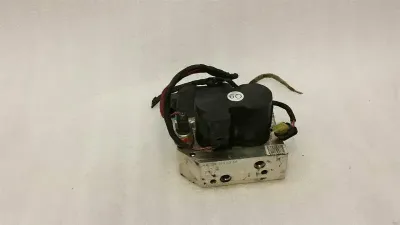 Mercedes CL W216 W221 Rear ABC Hydraulic Valve A2213200358 Hydraulic Valve