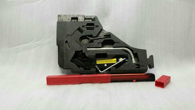 Audi S3 8P Saver Kit Jack Set Tool Jack