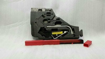Audi S3 8P Saver Kit Jack Set Tool Jack