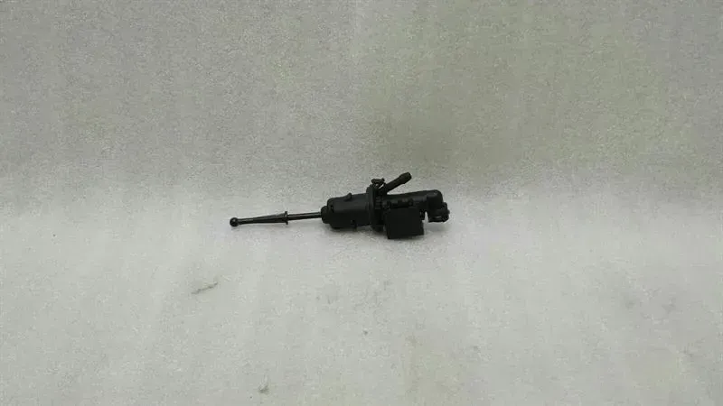 Audi S3 8P clutch master cylinder 1K0721388T clutch cylinder master cylinder